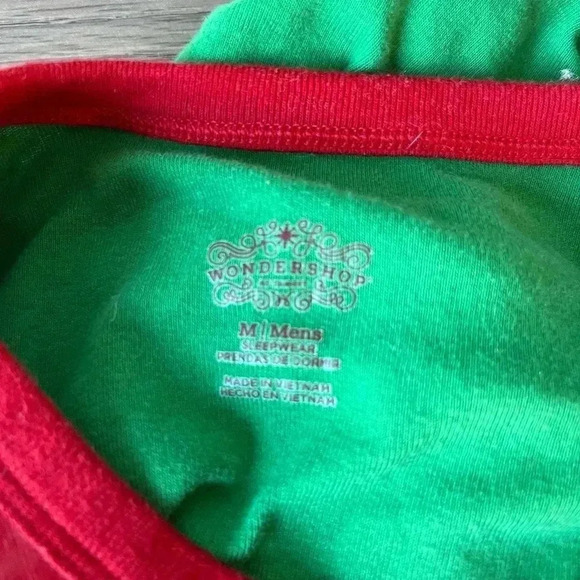 🎅🏻 Christmas Pajamas! Matching Men’s pajama Elf set - Picture 5 of 7